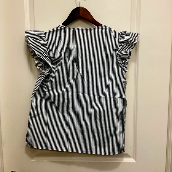 SHEIN striped lace panel butterfly sleeve blouse - Picture 2 of 4